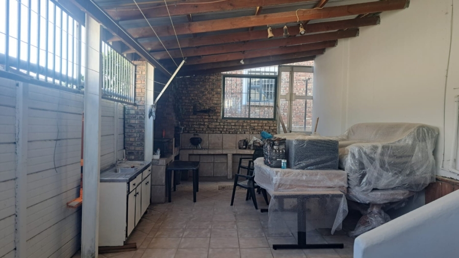 3 Bedroom Property for Sale in Caledon Western Cape